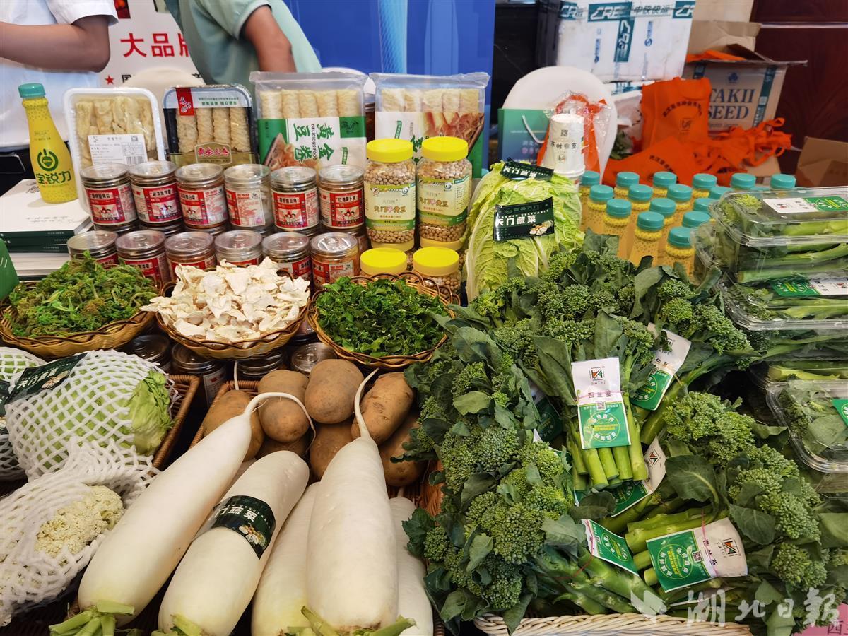 民勤特色農(nóng)產(chǎn)品，以品質(zhì)贏得市場(chǎng)青睞